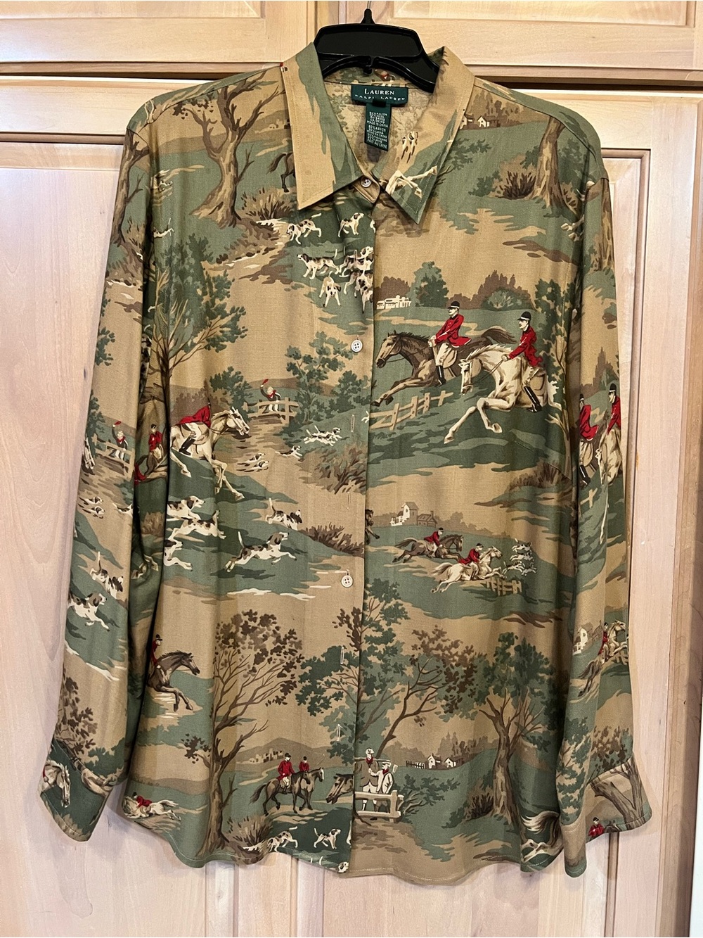 VINTAGE Ralph Lauren shirt featuring an equestrian fox hunt  print.   Size 2X